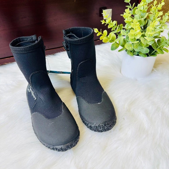 NeoSport Neoprene Wetsuit Boots 3mm Hi Top Zipper Dive Boots Size 4 - Picture 2 of 13